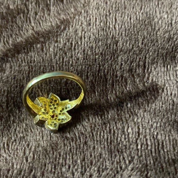 Finger Ring AD diamond stones studded gold polished. - Picture 4 of 5